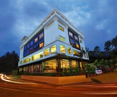 https://imgcld.yatra.com/ytimages/image/upload/t_hotel_yatra_city_desktop/v1432784043/Domestic Hotels/Hotels_Cochin/Classik Fort/Overview.jpg